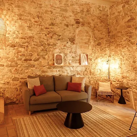 La Comuna By Bon Dia Residences