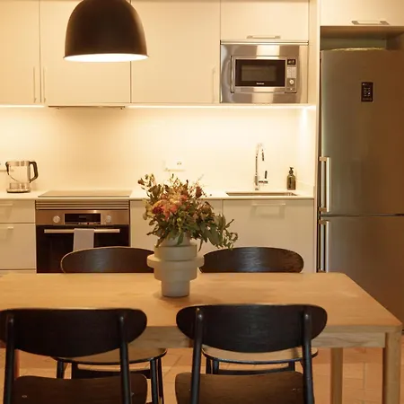 Отель La Comuna By Bon Dia Residences