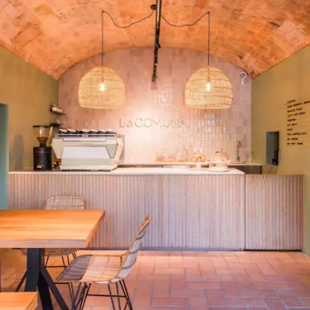 La Comuna By Bon Dia Residences ホテル